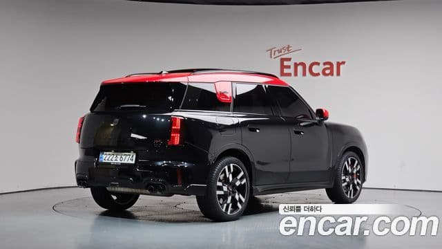 Mini Cooper S Countryman 2024 — Фото 2/20