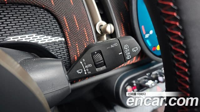 Mini Cooper S Countryman 2024 — Фото 17/20