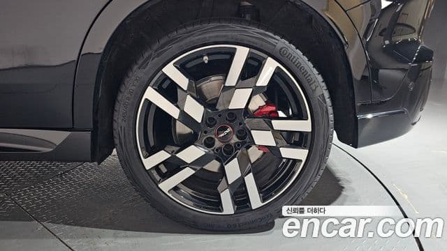 Mini Cooper S Countryman 2024 — ფოტო 29/39