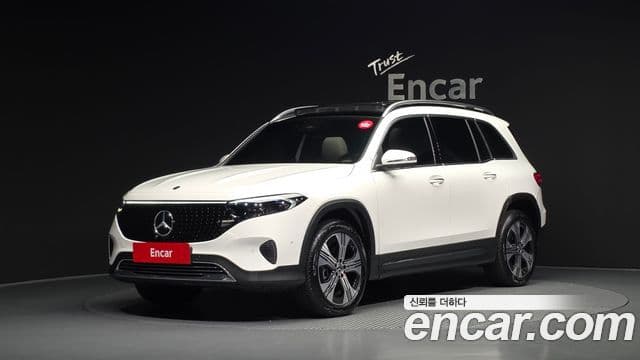 Mercedes-Benz EQB 2025 — ფოტო 19/20