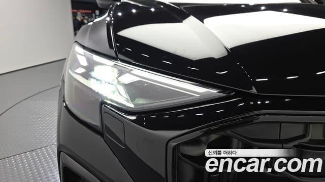 Audi Q8 2025 — ფოტო 14/29