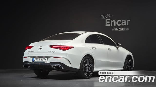 Mercedes-Benz CLA-Class 2023 — Фото 2/20