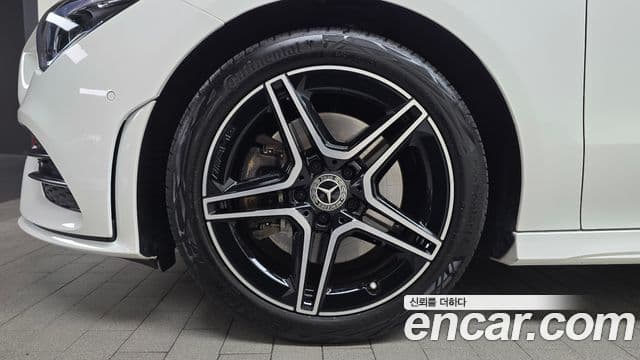 Mercedes-Benz CLA-Class 2023 — Фото 5/20
