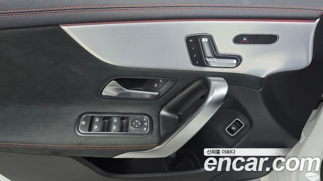 Mercedes-Benz CLA-Class 2023 — Фото 18/20