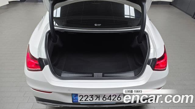 Mercedes-Benz CLA-Class 2023 — Photo 12/30