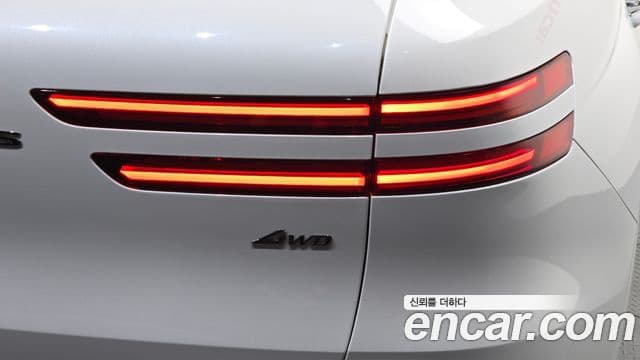 Genesis GV70 2024 — Şəkil 9/29