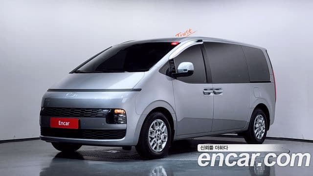 Hyundai Staria 2026 — Фото 1/20
