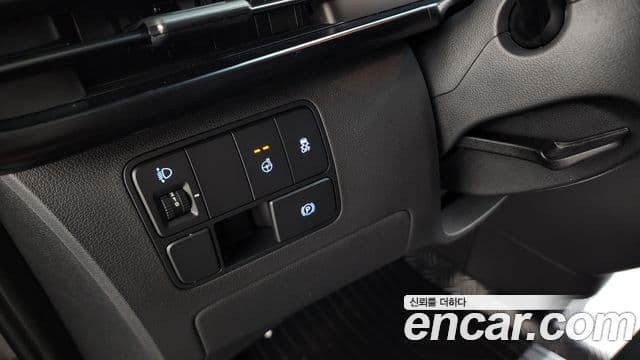 Hyundai Staria 2026 — Фото 17/20