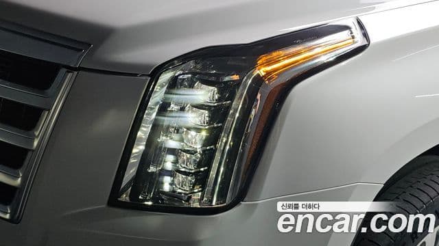 Cadillac Escalade 2020 — Photo 11/34