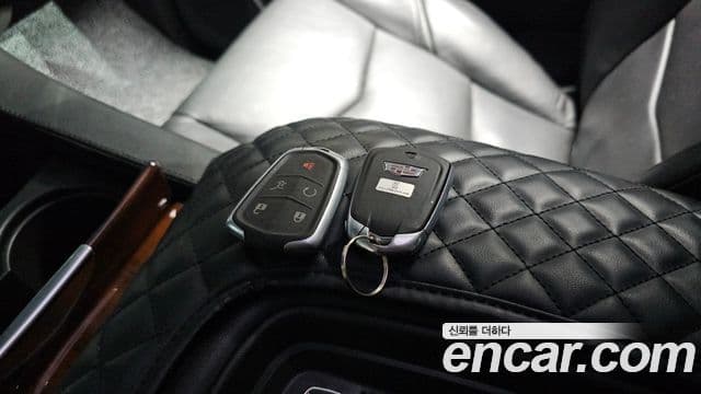 Cadillac Escalade 2020 — Photo 5/34