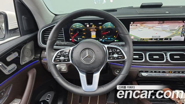 Mercedes-Benz GLE-Class 2022 — Фото 13/20