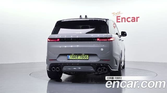 Land Rover Range Rover Sport 2025 — Фото 4/20