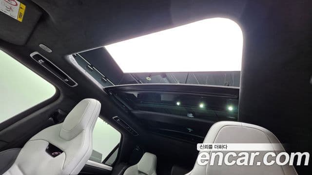 Land Rover Range Rover Sport 2025 — Фото 18/20