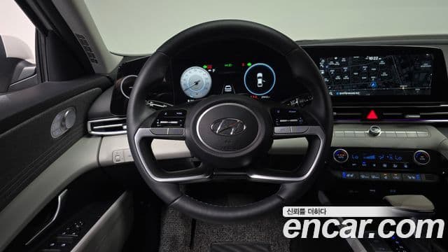 Hyundai The New Avante Hybrid 2022 — ფოტო 33/34