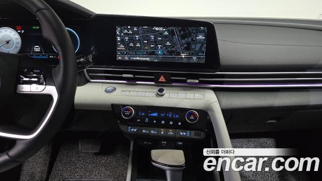 Hyundai The New Avante Hybrid 2022 — ფოტო 30/34