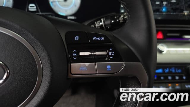 Hyundai The New Avante Hybrid 2022 — ფოტო 8/34