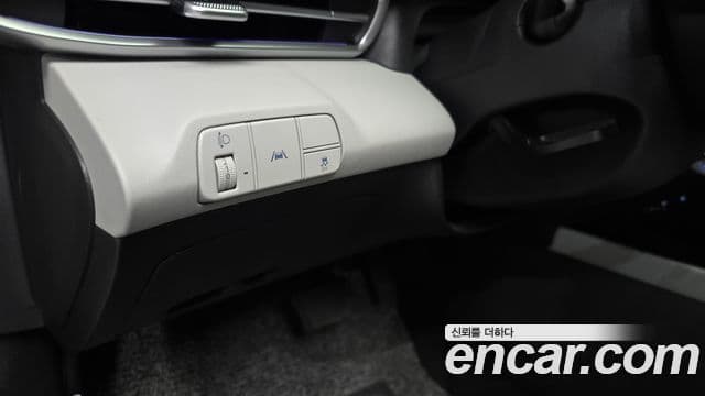 Hyundai The New Avante Hybrid 2022 — ფოტო 34/34