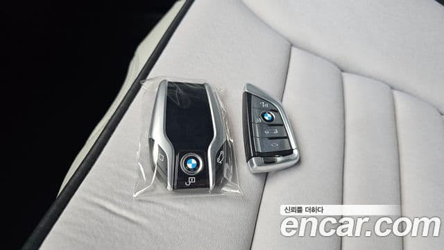 BMW M5 2019 — Şəkil 30/32