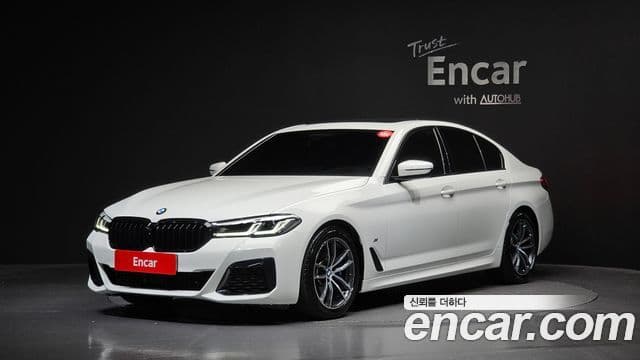BMW 5 Series 2023 — ფოტო 21/31