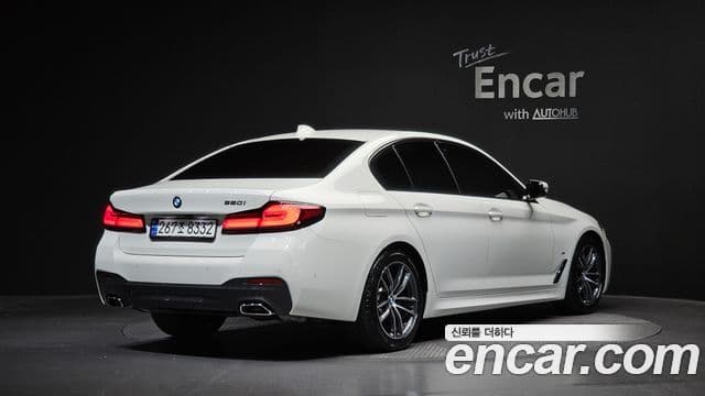 BMW 5 Series 2023 — ფოტო 3/31