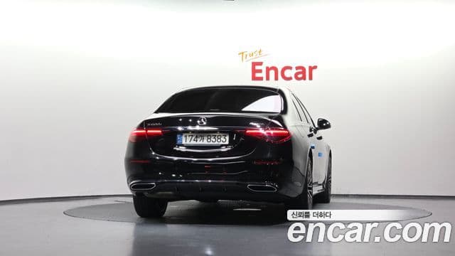 Mercedes-Benz S-Class 2021 — ფოტო 4/33