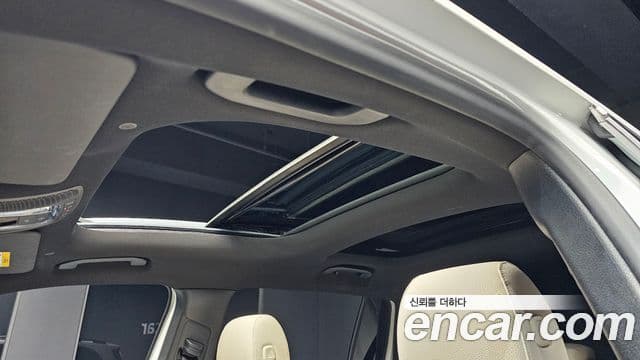 Mercedes-Benz GLB-Class 2024 — Фото 18/20
