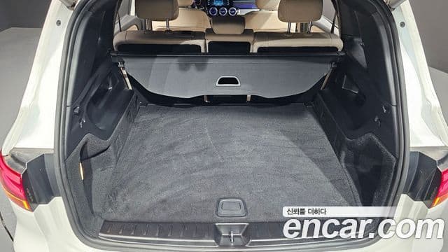 Mercedes-Benz GLB-Class 2024 — Фото 20/20