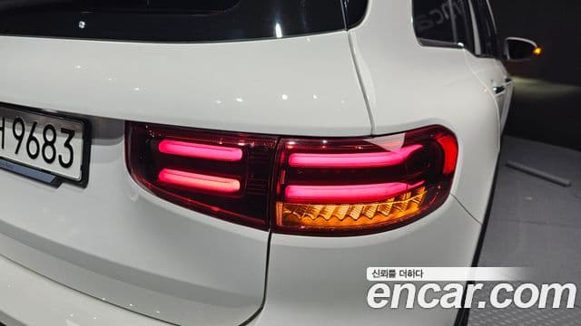 Mercedes-Benz GLB-Class 2024 — ფოტო 3/34