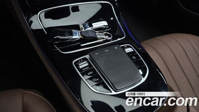 Mercedes-Benz E-Class 2022 — Şəkil 7/20