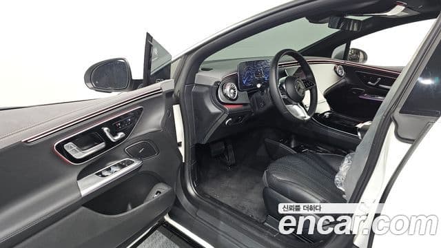 Mercedes-Benz EQE 2024 — ფოტო 4/30
