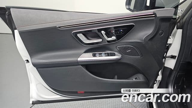 Mercedes-Benz EQE 2024 — ფოტო 6/30