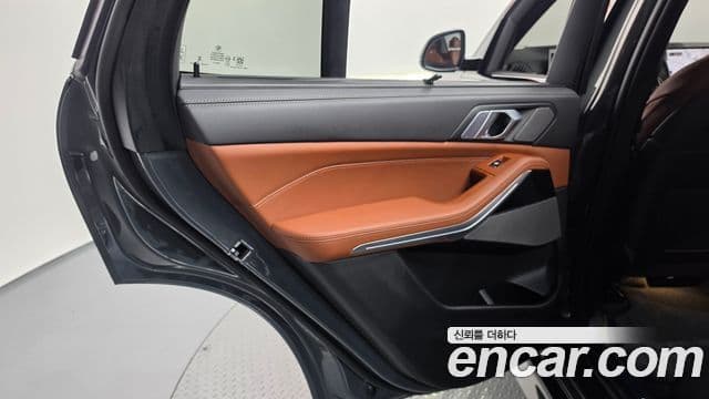 BMW X5 2025 — Photo 36/36