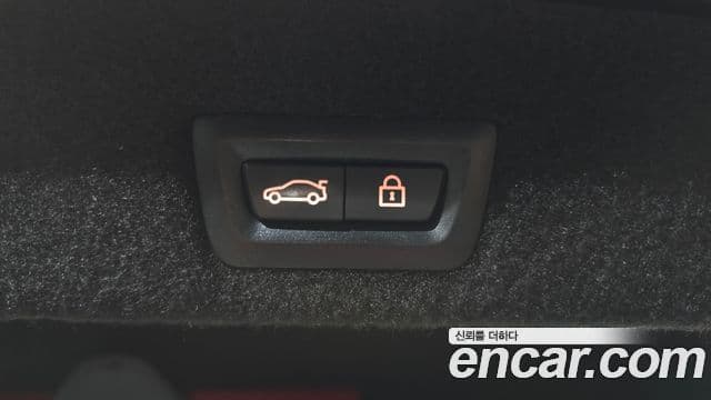 BMW 7 Series 2019 — ფოტო 31/34