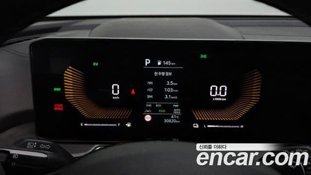 Kia Sorento 2024 — Фото 8/20