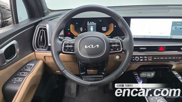 Kia Sorento 2024 — Фото 14/20