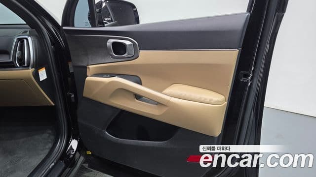 Kia Sorento 2024 — Photo 9/32