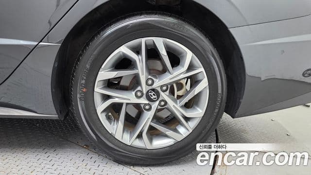 Hyundai Sonata Hybrid 2019 — ფოტო 28/30