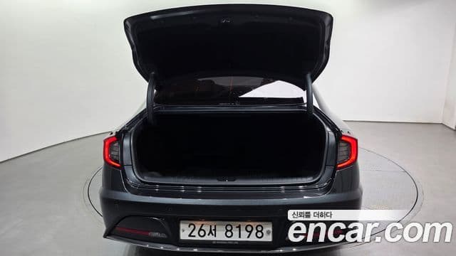 Hyundai Sonata Hybrid 2019 — ფოტო 18/30