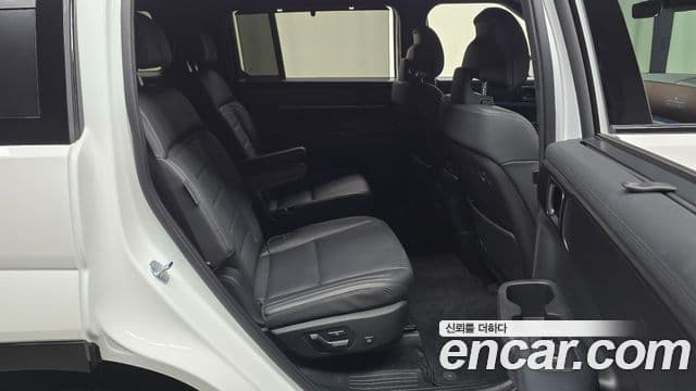 Hyundai Santa Fe 2024 — Photo 10/34