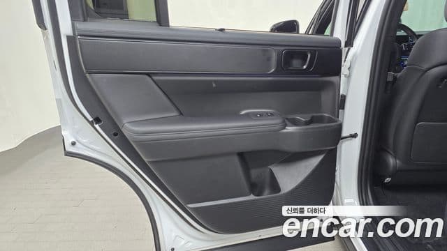 Hyundai Santa Fe 2024 — Photo 33/34