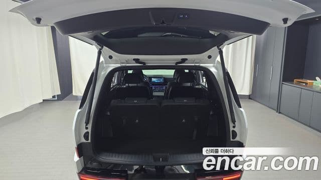 Hyundai Santa Fe 2024 — Photo 6/34