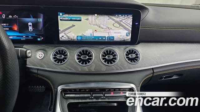 Mercedes-Benz AMG GT 2024 — Şəkil 15/31