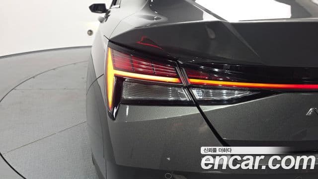 Hyundai The New Avante Hybrid 2022 — Şəkil 20/30
