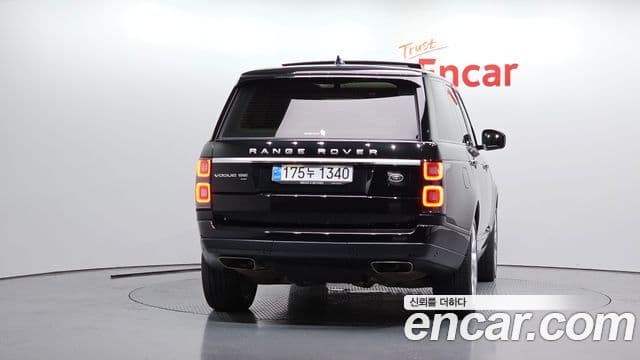 Land Rover Range Rover 2021 — Фото 4/20