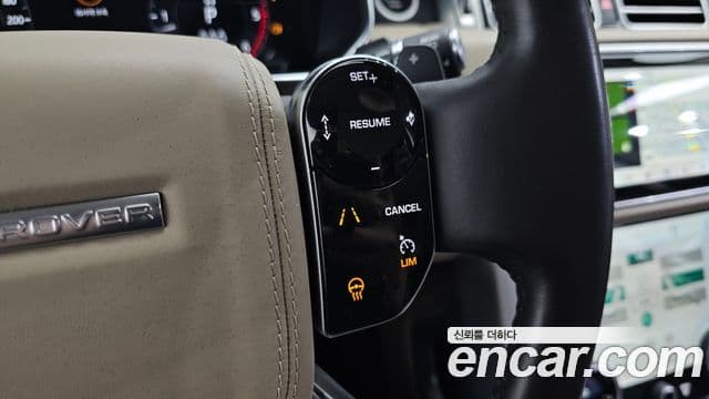 Land Rover Range Rover 2021 — Фото 16/20
