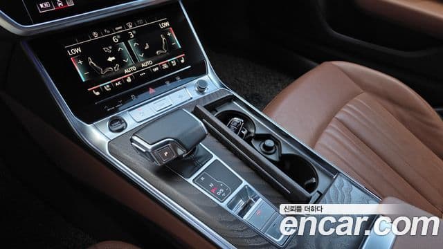 Audi A6 2023 — Şəkil 14/33