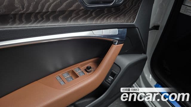 Audi A6 2023 — Şəkil 28/33