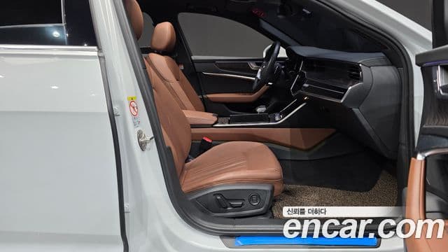Audi A6 2023 — Şəkil 26/33