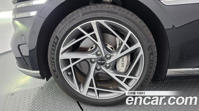 Genesis G90 2026 — Şəkil 17/20