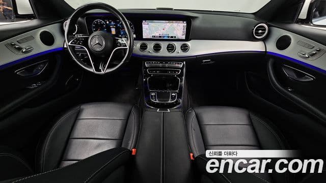 Mercedes-Benz E-Class 2021 — Фото 7/20